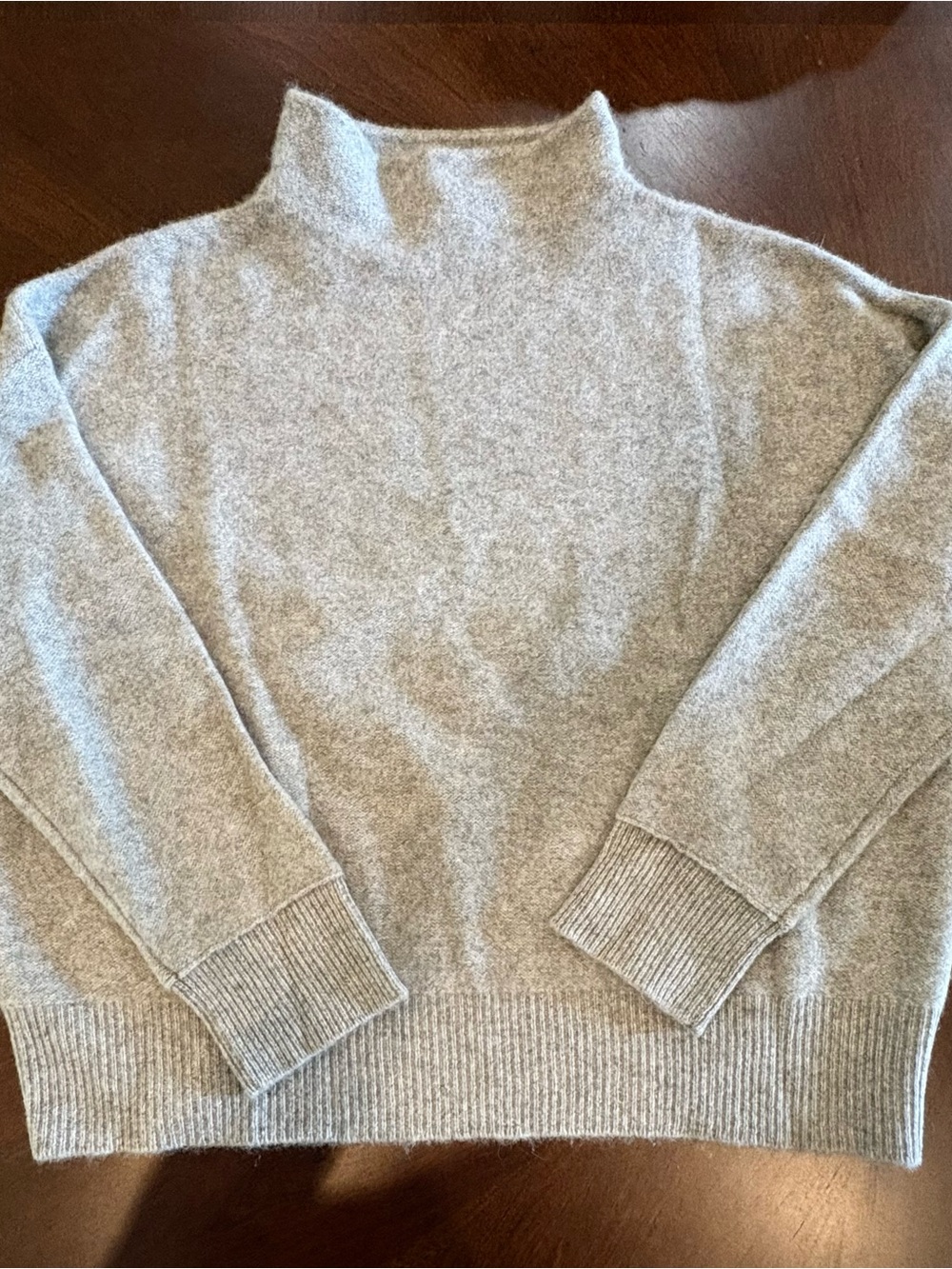 Tahari Light Gray Turtleneck Cashmere Sweater
